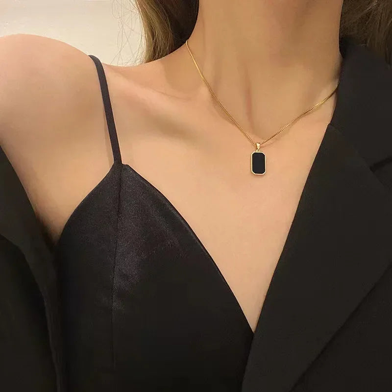 Women Neck Chain Black Exquisite Minimalist Square Pendant