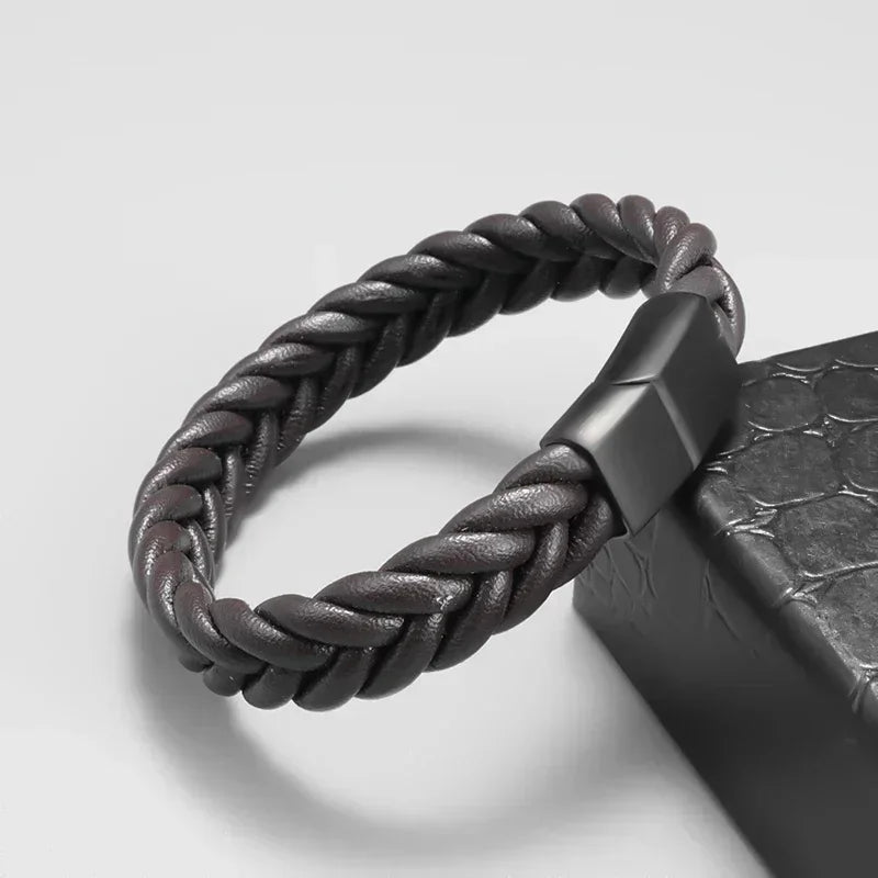 Black Hand Woven Leather Bracelet with Metal Magnetic Clasp Men's Fashion