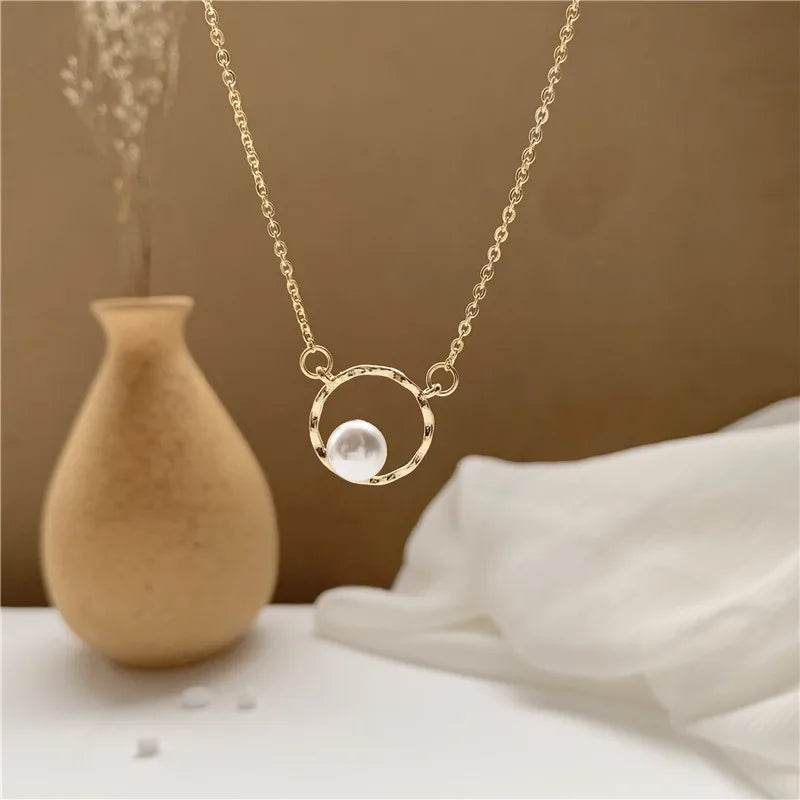 Elegant Jewelry Crystal Circle Pendant Necklace Women Fashion