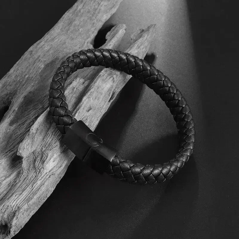 Black Hand Woven Leather Bracelet with Metal Magnetic Clasp Men's Fashion