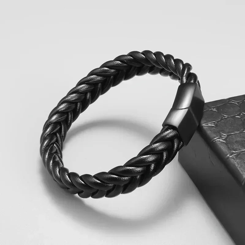 Black Hand Woven Leather Bracelet with Metal Magnetic Clasp Men's Fashion