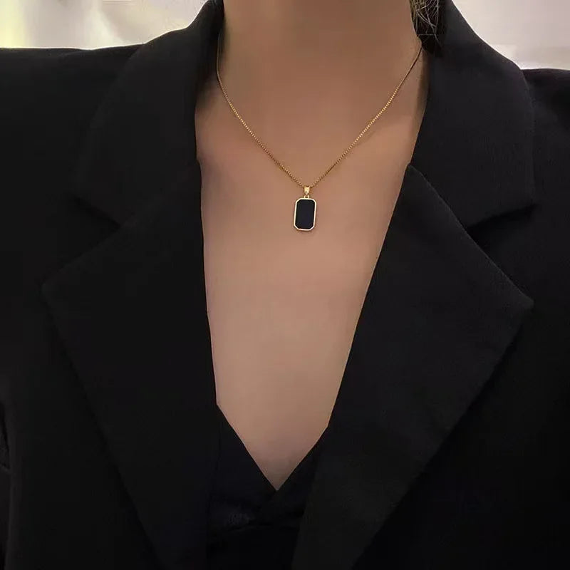 Women Neck Chain Black Exquisite Minimalist Square Pendant