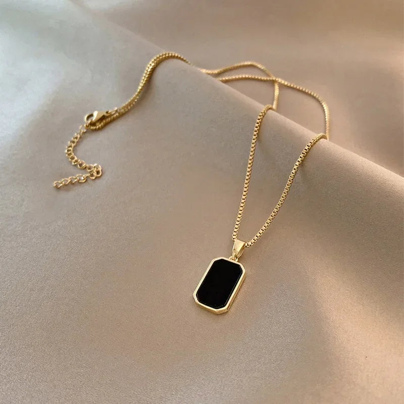 Women Neck Chain Black Exquisite Minimalist Square Pendant